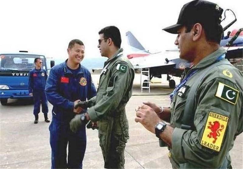 شروع تمرینات نظامی هوایی چین و پاکستان با نام شاهین-5 در پکن