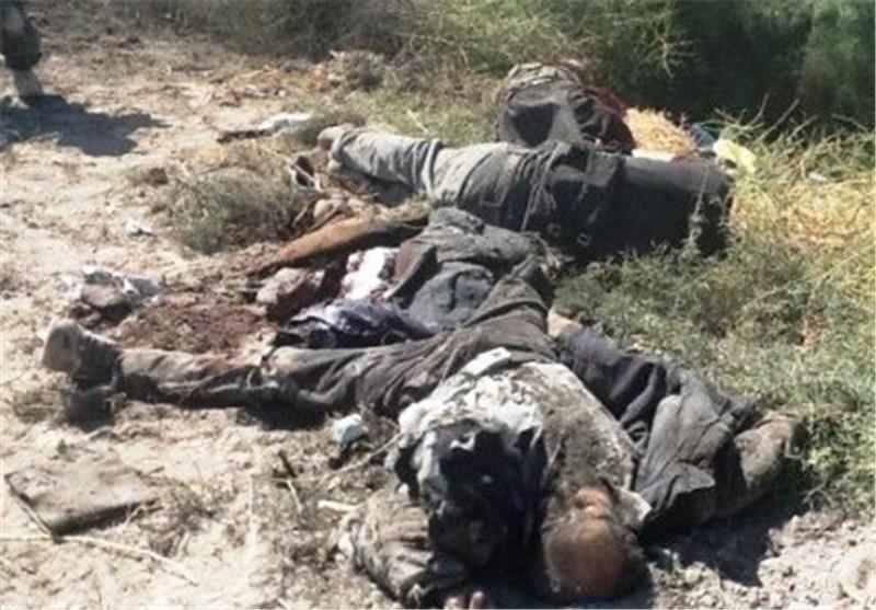 عراق، داعشی ها در محاصره حشد شعبی، سه تروریست به هلاکت رسیدند عراق، داعشی ها در محاصره حشد شعبی، سه تروریست به هلاکت رسیدند