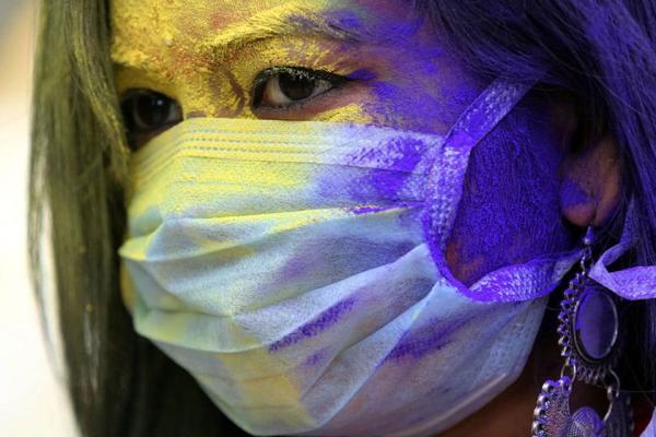 تور هند ارزان: شیوع کرونا جشنواره هولی هند را لغو نکرد